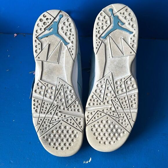 Jordan 7 Retro Pantone Sz:7 US - Picture 5 of 6